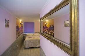 Apraxin Hotel