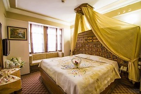 Zalifre Hotel
