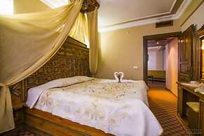 Zalifre Hotel