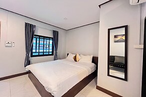 Lan Bua Resort