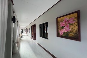 Lan Bua Resort