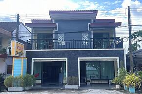 Lan Bua Resort