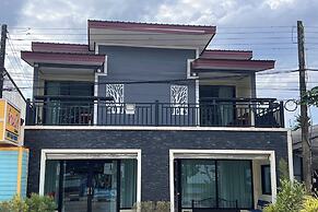 Lan Bua Resort