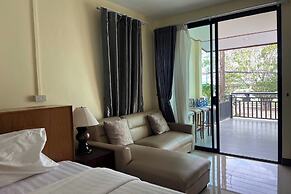 Lan Bua Resort