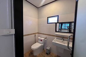 Lan Bua Resort