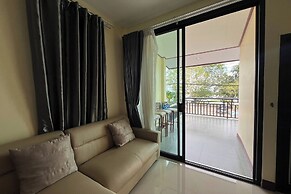 Lan Bua Resort