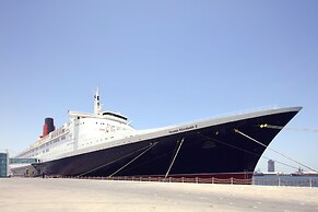 Queen Elizabeth 2 Hotel by Accor