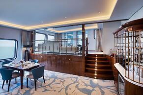 Queen Elizabeth 2 Hotel by Accor