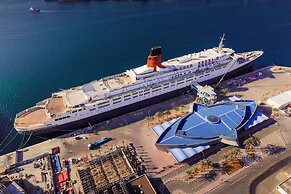 Queen Elizabeth 2 Hotel by Accor