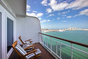 Queen Elizabeth 2 Hotel by Accor