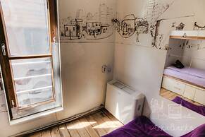 ArkaBarka Floating Hostel and Apartments