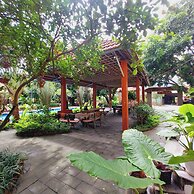 Ninh Binh Mountain Side Homestay & Cafe