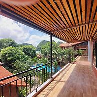 Ninh Binh Mountain Side Homestay & Cafe
