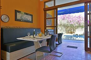 Sunset villa