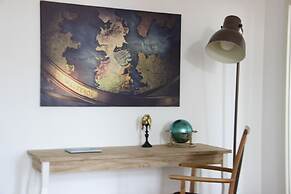 Leon Apartments