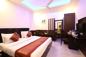 Hotel Hill Palace