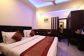 Hotel Hill Palace