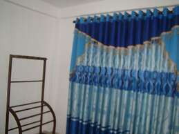 Ella Sashen Hotel
