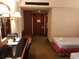 Songphanburi Hotel