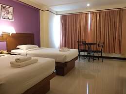 Songphanburi Hotel