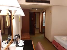 Songphanburi Hotel