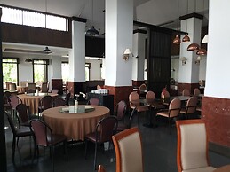 Songphanburi Hotel