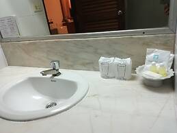 Songphanburi Hotel