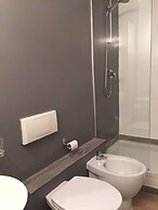 Al 183