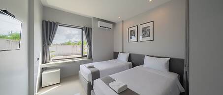 C2U Hotel Uthai Thani - Adults Only