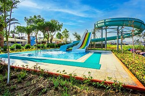 Le Monde Beach Resort & Spa
