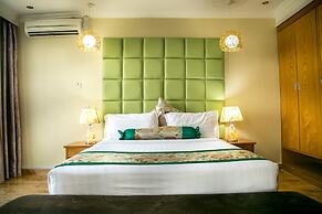 Kebby's Hotel
