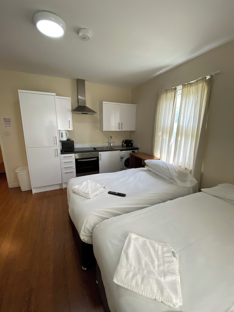 Contractors Guest House
