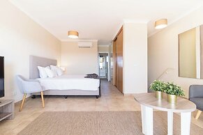 Pestana Gramacho Residence