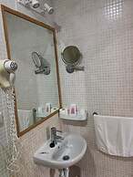 Hostal - Camping Ciudad de Cáceres