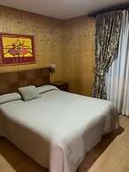 Hostal - Camping Ciudad de Cáceres