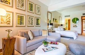 Oasis Casa Condo