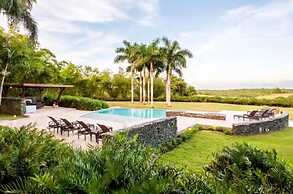 Oasis Casa Condo