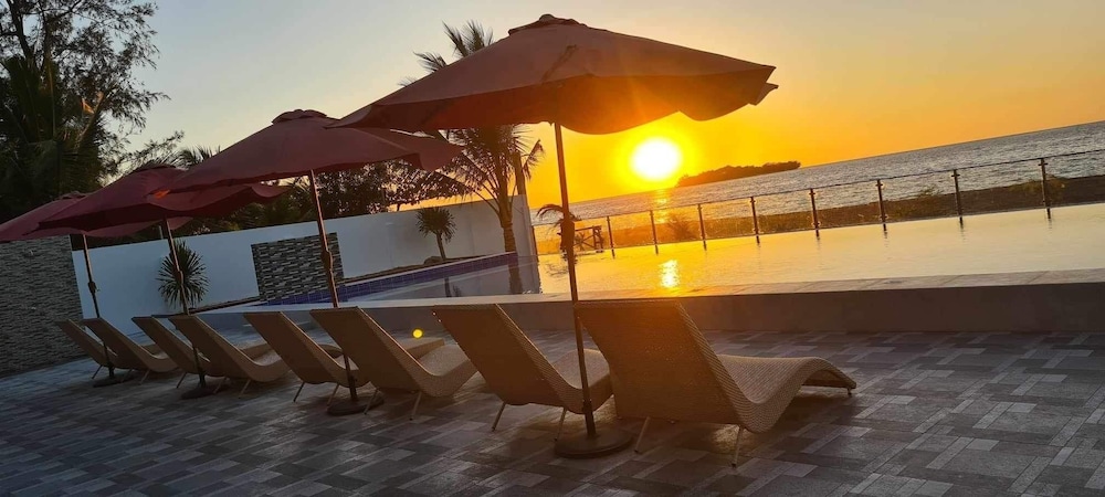 Istana Baylon Resort