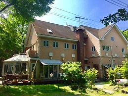 Estivant Club