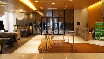 The Astra Luxury Suit condo