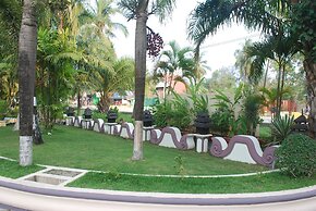 Golden Beach Resort Hotel