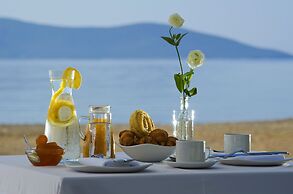 Makis Inn Resort