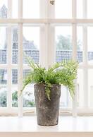 Canal Garden Apartment 11