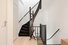 Windmill Apartment