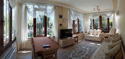 Villa Kayla