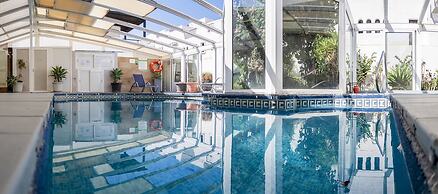 Hotel Senderos