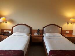 Hotel The Samrat