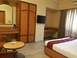 Hotel The Samrat