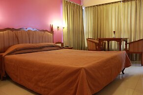 Hotel The Samrat