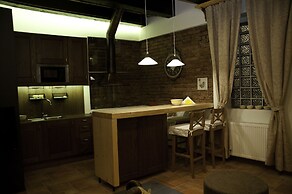 Arina Apartments